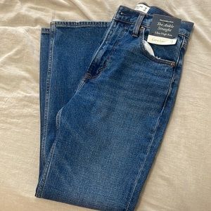 Abercrombie & Fitch Ankle Straight Ultra High Rise